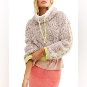 ✨Free People Wild Heart Sherpa Sweatshirt Size XS